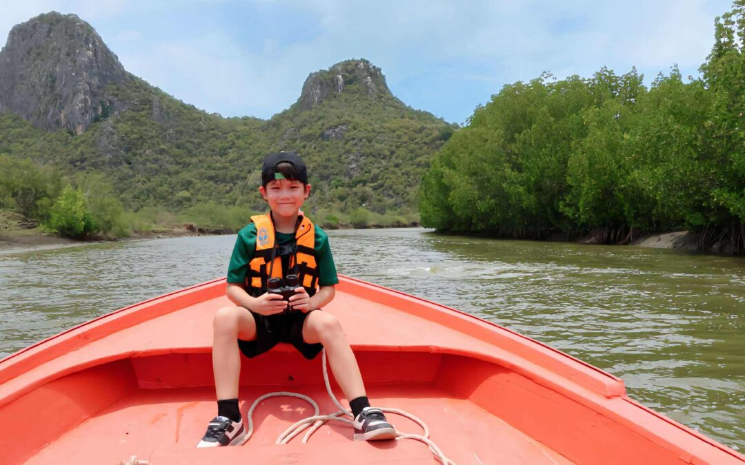 Ayden’s Wild Boat Ride Through Khao Daeng Canal – A Hidden Nature Escape!